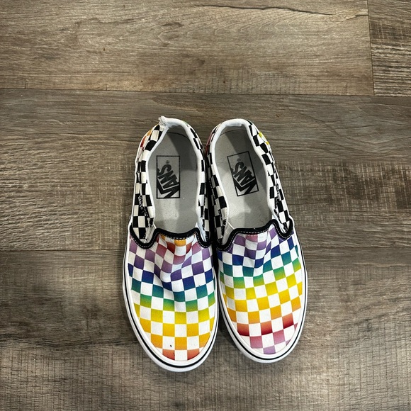 Vans Black and White Slip-On Sneakers Classic Canvas - Picture 7 of 7